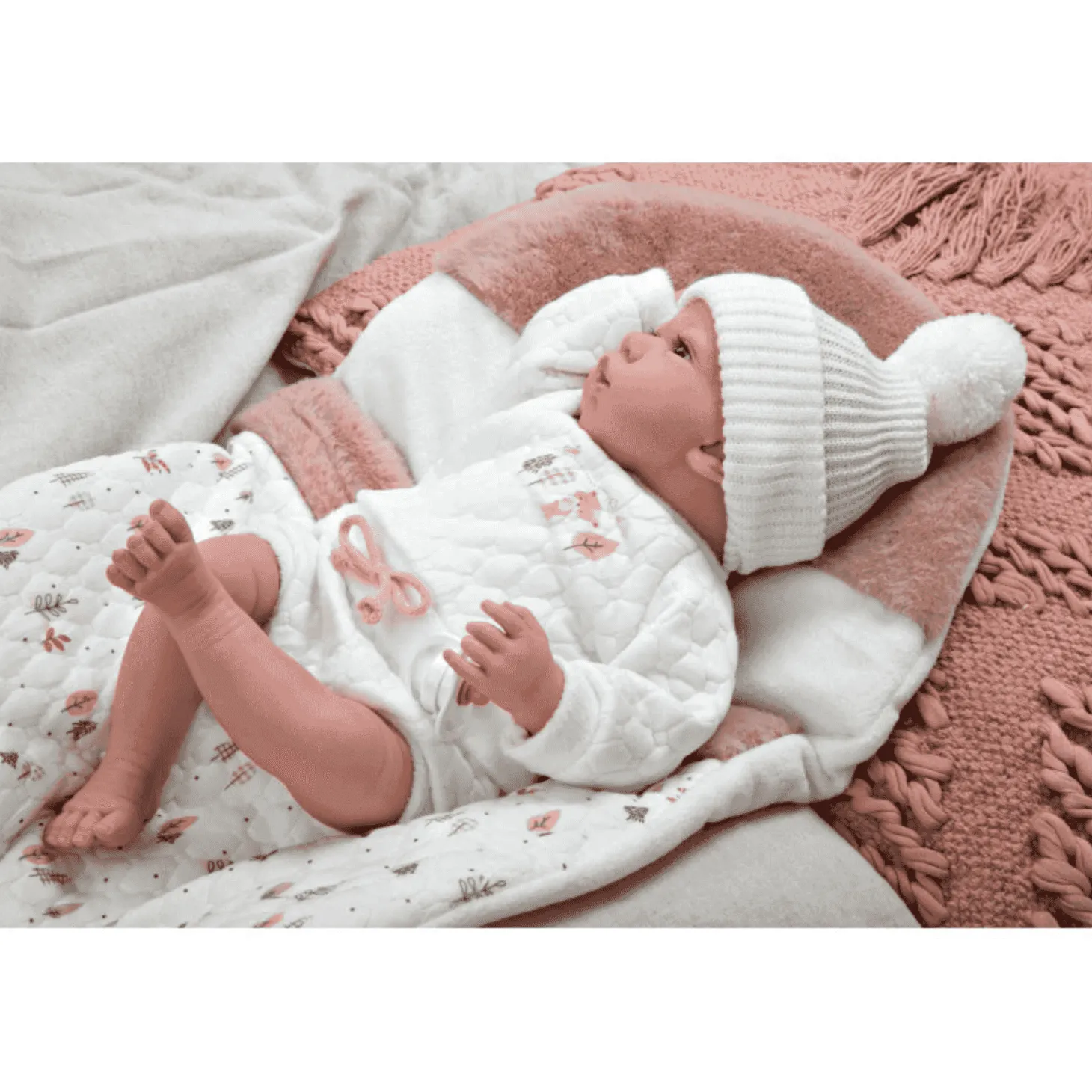 Muñeca Arias Elegance Andie Rosa con Saquito 40 cm